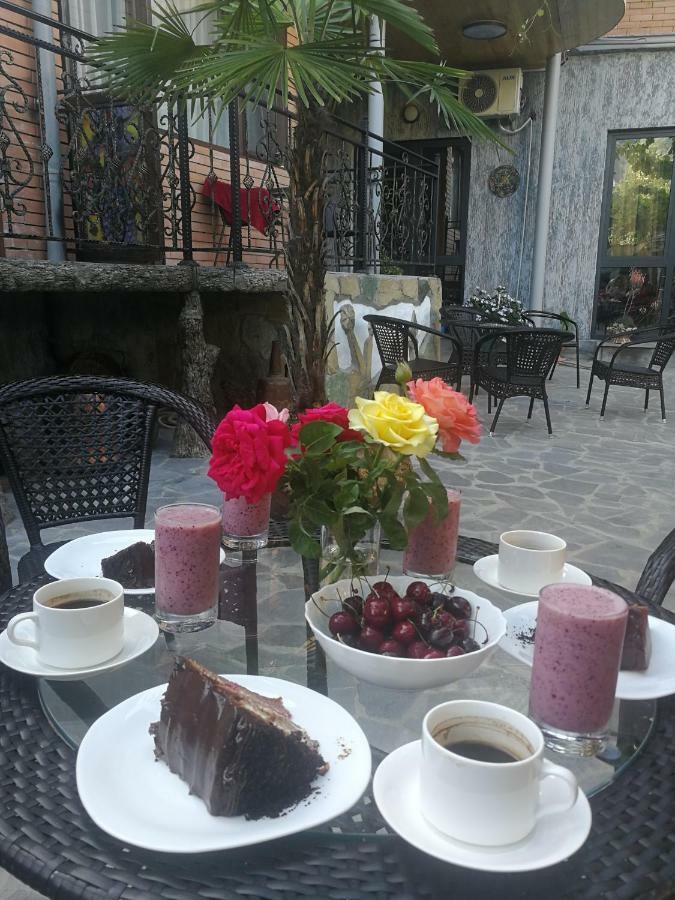 The Oldest Tbilisi Hotel Exterior photo